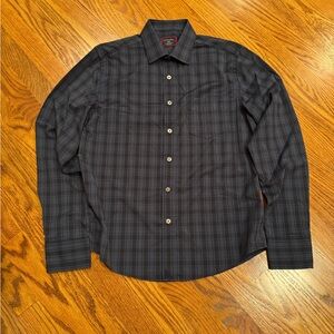 Untuckit slim shirt